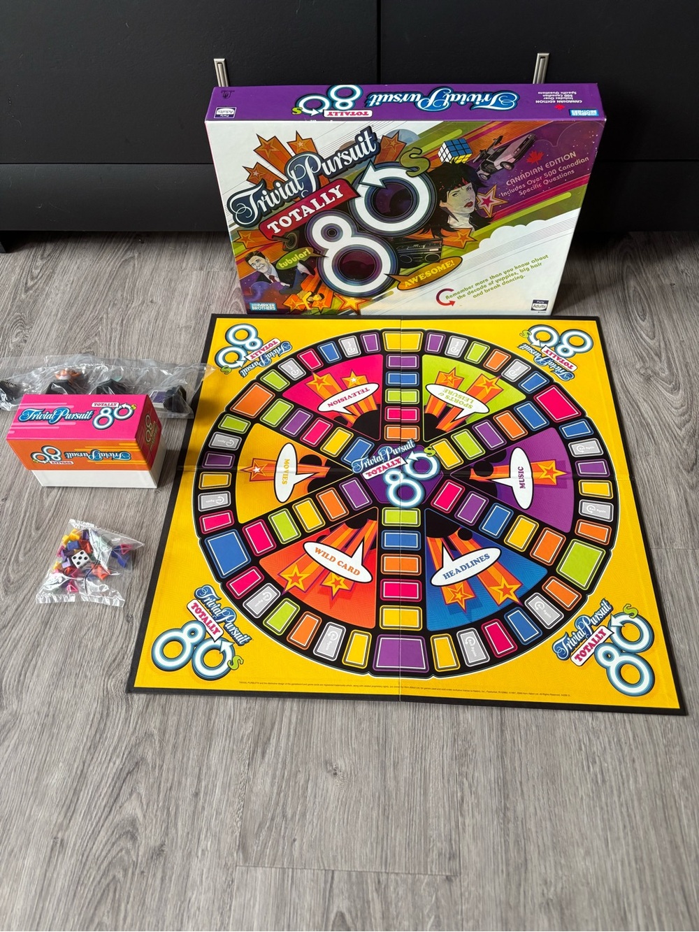 Trivial Pursuit Totally 80s Board Game